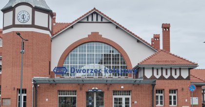 ul. Kolejowa 3, DWORZEC KOLEJOWY (gez) (12)